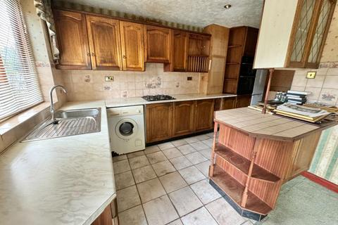 116 Lode Lane, Solihull, B91 2HN