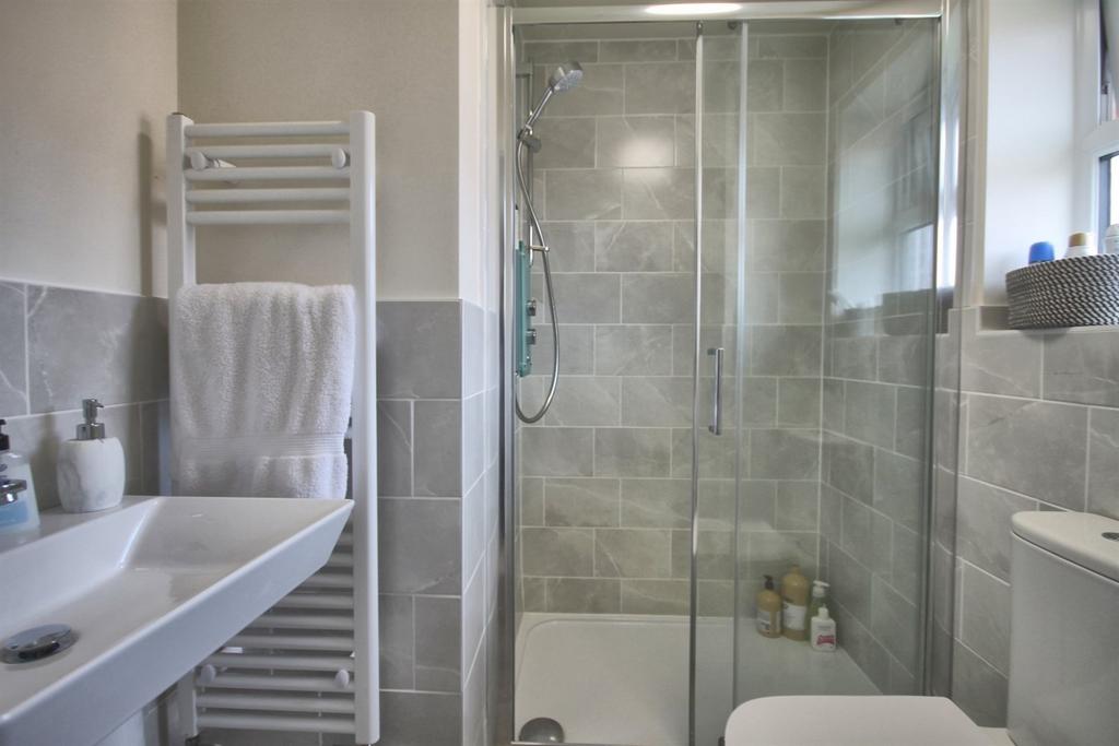 En Suite Shower Room