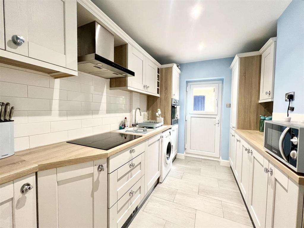 Knowle Road, Rowley Regis 3 bed semidetached house for sale £220,000