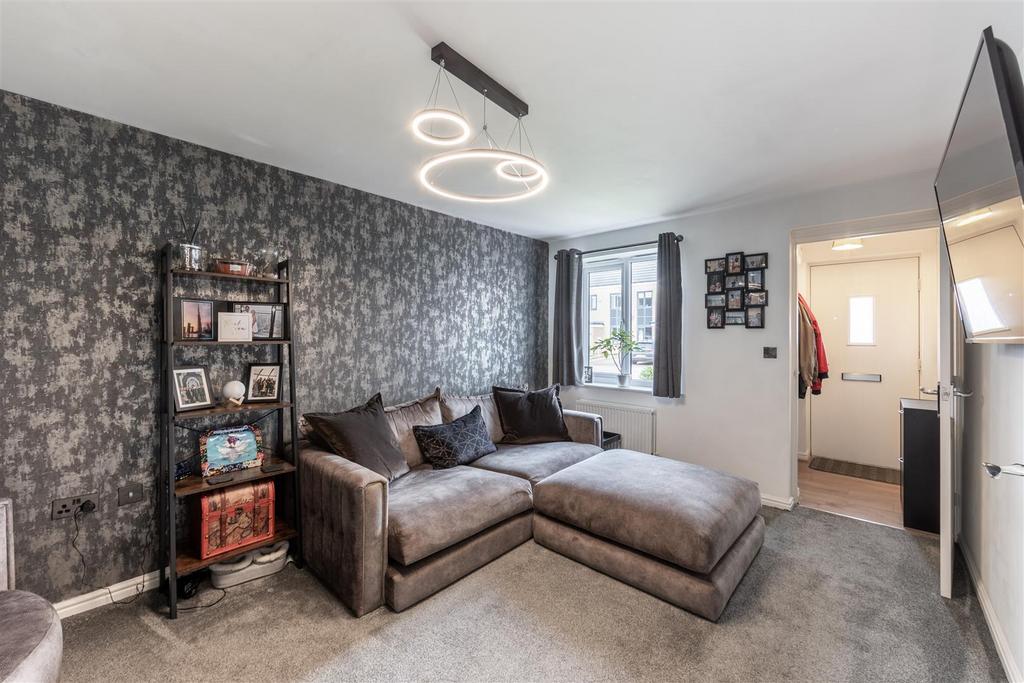 Greville Gardens, Great Park, Newcastle 3 bed semidetached house for sale £240,000