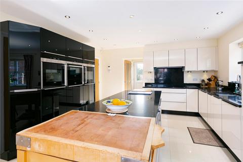 5 bedroom detached house for sale, Park House, Main Street, Sutton on Derwent, York, YO41 4BT