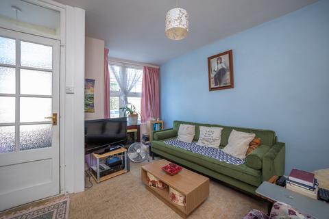 2 bedroom end of terrace house for sale, Wykeham Road, Reading RG6