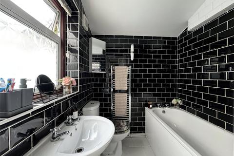 2 Princes Road, Hextable, Swanley, BR8 7RU