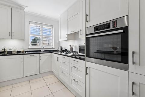 2 bedroom apartment for sale, Oak Lodge, Kensington Green, W8