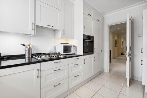 2 bedroom apartment for sale, Oak Lodge, Kensington Green, W8