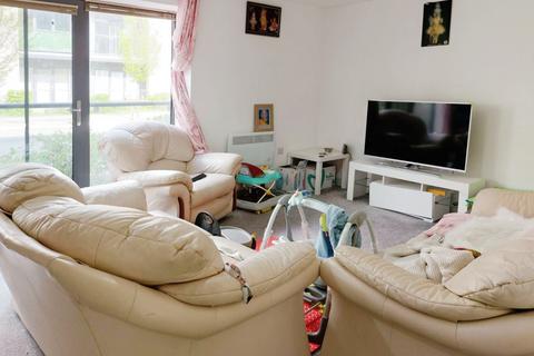 2 bedroom apartment for sale, Fire Fly Avenue, Swindon SN2