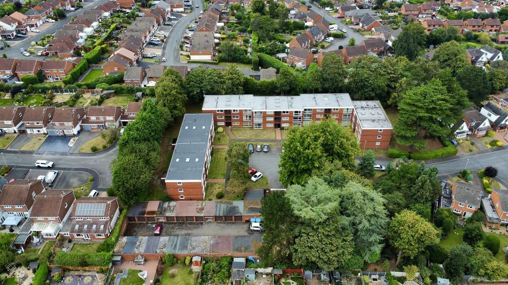 Ingatestone Drive Wordsley 1.jpg