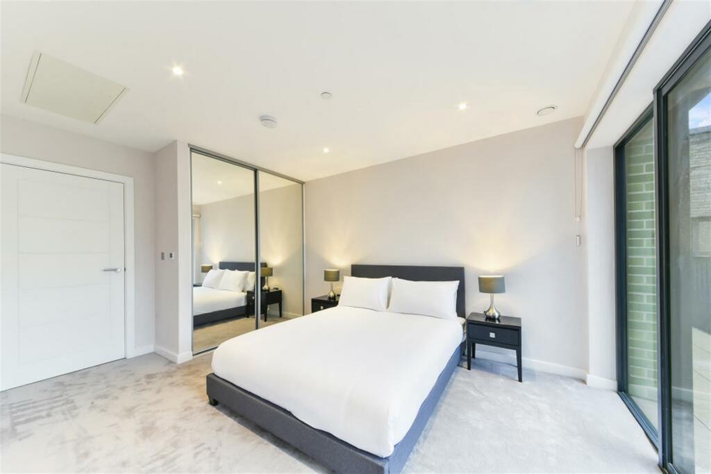 Main bedroom