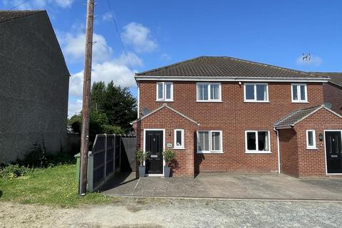 3 bedroom semi-detached house for sale, Flora Road, Lowestoft