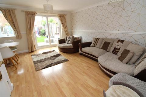 3 bedroom end of terrace house for sale, Buttermere Way, Littlehampton