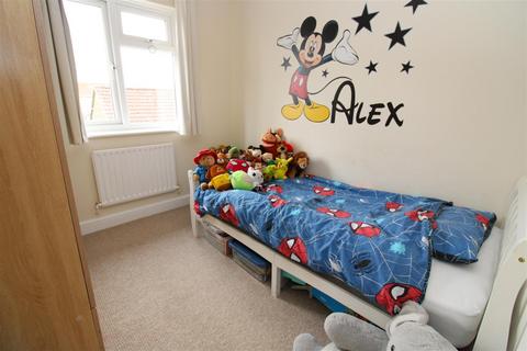 43 Buttermere Way, Littlehampton, BN17 6SX