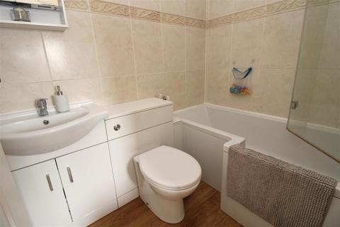 43 Buttermere Way, Littlehampton, BN17 6SX