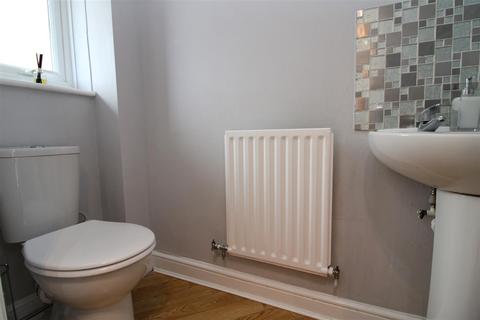 43 Buttermere Way, Littlehampton, BN17 6SX