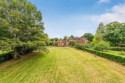 4 bedroom end of terrace house for sale, How Green Lane, Hever, Edenbridge, TN8