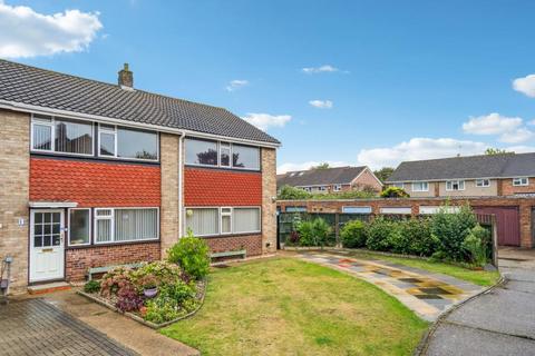 4 bedroom end of terrace house for sale, Ash Close, Langley