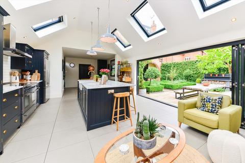 7 Cambridge Road, Birmingham, B13 9UE
