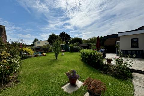 3 bedroom bungalow for sale, Eastbourne Road, Willingdon, Eastbourne, East Sussex, BN20