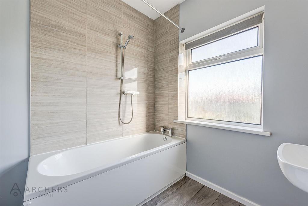 73 Sandygate Road New(Interior)(17of19).jpg