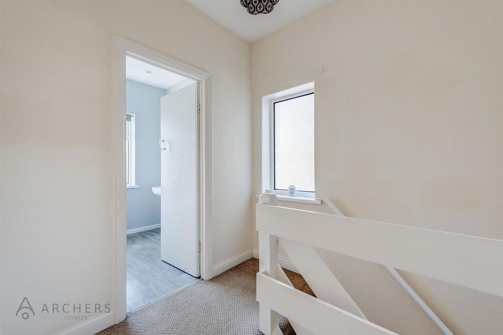 73 Sandygate Road New(Interior)(14of19).jpg