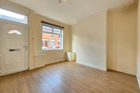 2 bedroom terraced house to rent, Eaton Road, Sale