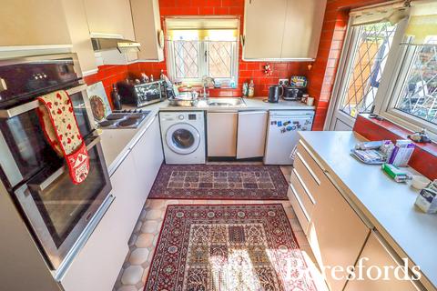12 Rectory Gardens, Upminster, RM14 3YJ