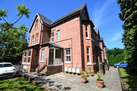 2 bedroom apartment to rent, Old Lansdowne Road, West Didsbury, Manchester