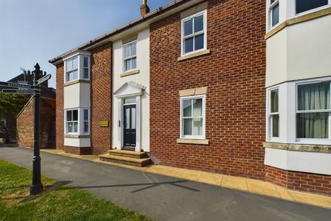 2 bedroom flat for sale, Middle Street South, Driffield, YO25 6PT