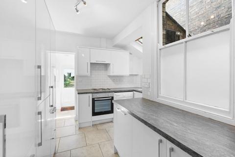 2 bedroom end of terrace house for sale, Richmond Road, Cambridge, CB4