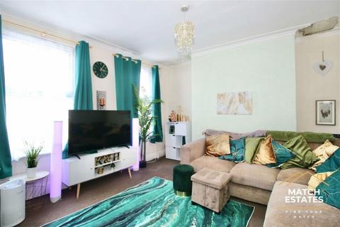 2 bedroom maisonette for sale, Dover Road, Folkestone, Kent, CT20 1JZ