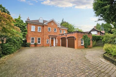 5 bedroom detached house to rent, Talbot Road, Bowdon