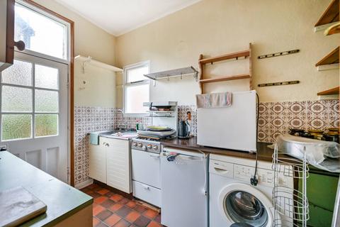 72 Half Acre Road, London, W7 3JJ