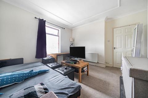 1 bedroom flat for sale, Junction Road, Andover SP10