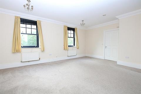 2 bedroom flat for sale, Clickers Drive, Upton