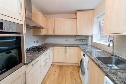 2 bedroom apartment for sale, Priory Field Drive, Edgware, HA8