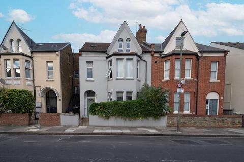 2 bedroom flat for sale, Lucien Road, Tooting Bec, London, SW17