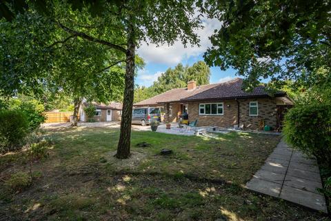 3 bedroom detached bungalow for sale, High Street, Bottisham, CB25