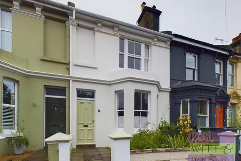 2 bedroom terraced house for sale, Harold Road, Hastings