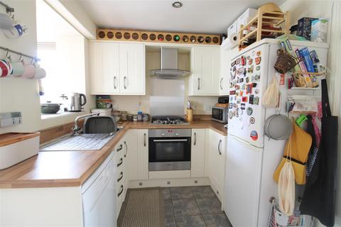 2 bedroom semi-detached house for sale, Redwood Close, Darlington