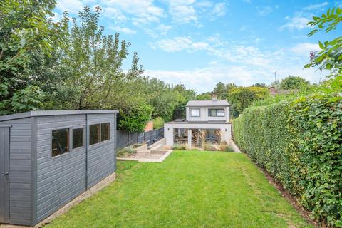 31 Batchwood Drive, St Albans, AL3 5RZ