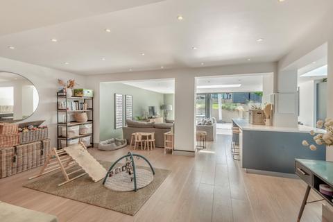 31 Batchwood Drive, St Albans, AL3 5RZ