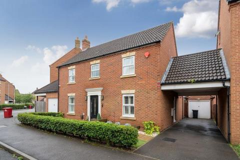 4 bedroom detached house for sale, Langley,  SL3,  SL3