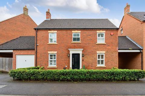 4 bedroom detached house for sale, Langley,  SL3,  SL3