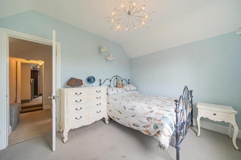 194 Woodthorpe Road, Ashford, TW15 3LQ