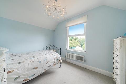 194 Woodthorpe Road, Ashford, TW15 3LQ