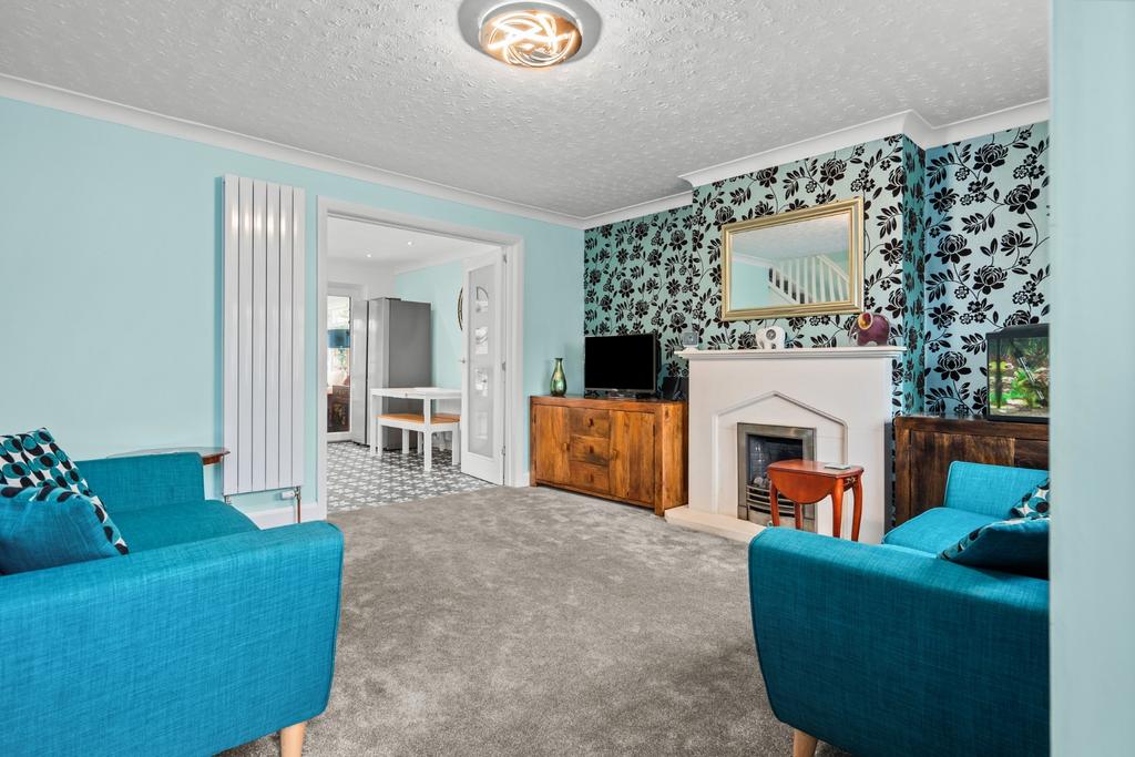 Farm Avenue, Lasswade, Midlothian... 3 bed detached house for sale £