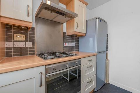 1 bedroom flat to rent, Restalrig Drive, Restalrig, Edinburgh, EH7