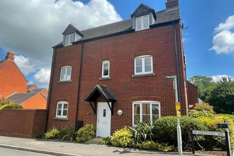 4 bedroom townhouse to rent, Bradestones Way, Eastington, GL10 3FD