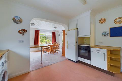 2 bedroom detached bungalow for sale, Hangleton Valley Drive, Hove, BN3 8EJ