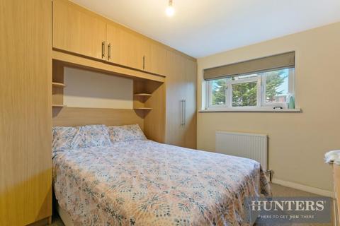 2 bedroom semi-detached house for sale, Brabazon Road, Hounslow