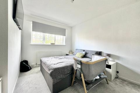 19 Fastnet Road, Leicester, LE5 2PP